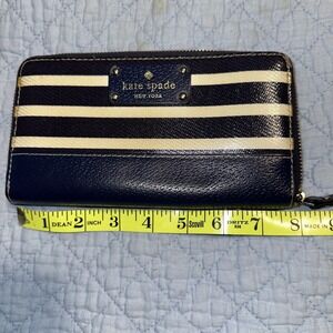 Kate Spade Wallet Navy‎ White Stripes Leather Zip Around Card Case On Each Side